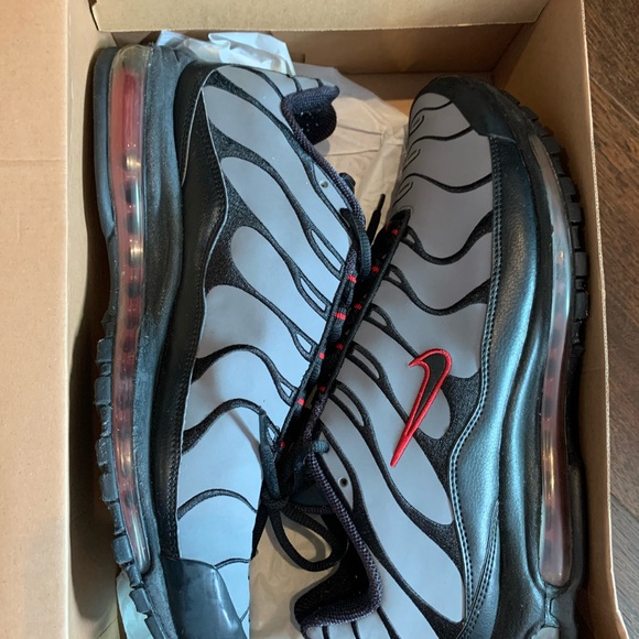 Black grey red Nike AirMax 97 sz 12 sneakers - Picture 2 of 5
